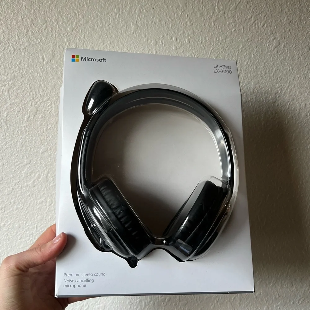 New- Open Box - Microsoft lifechat lx-3000 headset- over ear with microphone